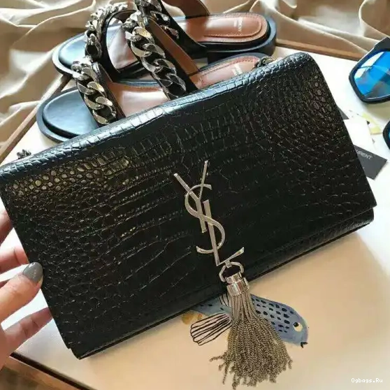 YSL MEDIUM KATE 0408